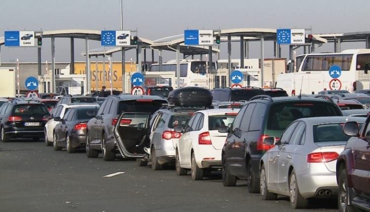Peste 87.000 de persoane au trecut prin punctele de frontieră în ultimele 24 de ore