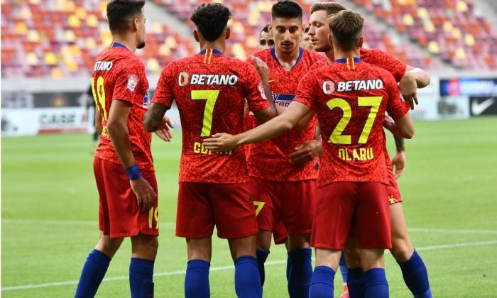 Doi jucători și doi oameni din staff de la FCSB au coronavirus