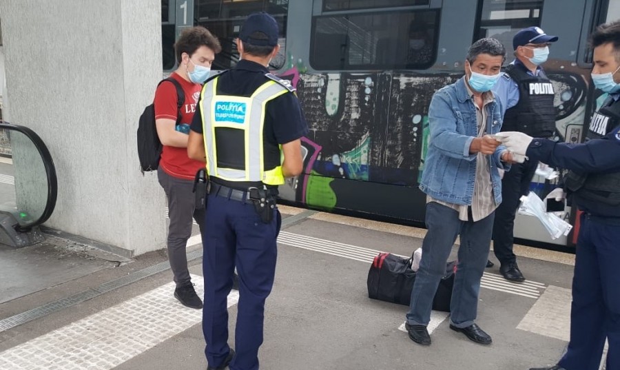 Masca, la control! Acțiune de prevenire în stația CF Arad