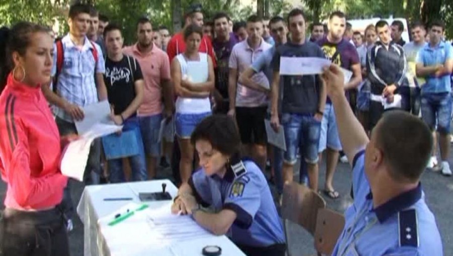 Se înfiinţează Poliţia Siguranţă Şcolară