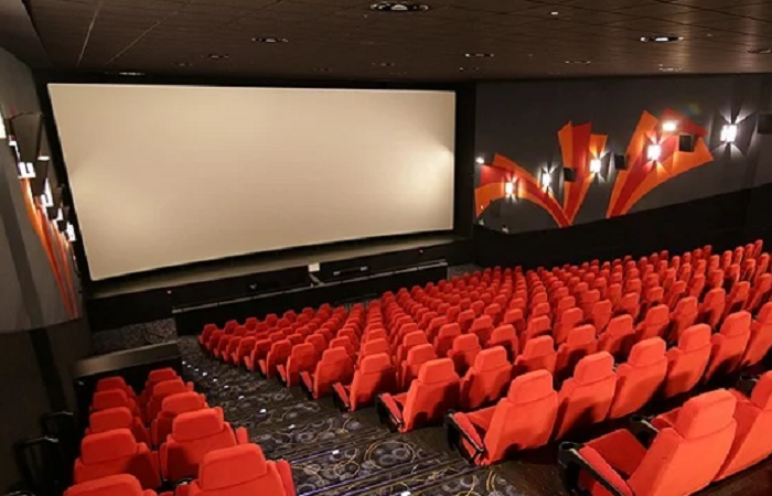 Care sunt regulile în cinematografe, inclusiv în cazul cuplurilor