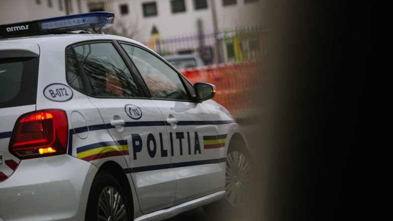 Tânără de 21 de ani, răpită din mall! O femeie și doi bărbați au fost reținuți