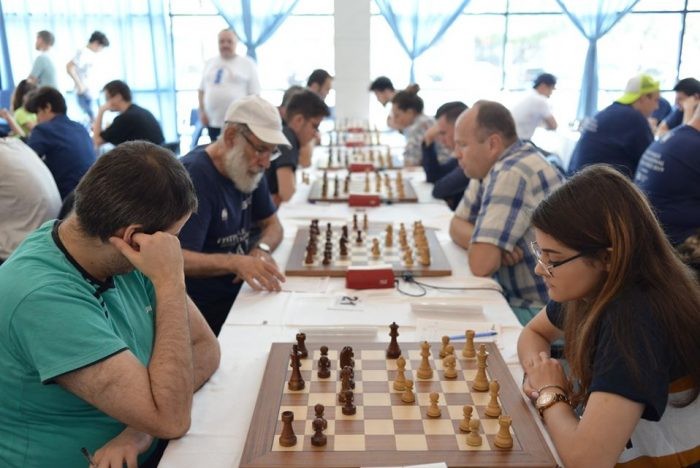 Primul turneu internațional de șah din România, organizat în „era Covid-19", debutează joi la Arad