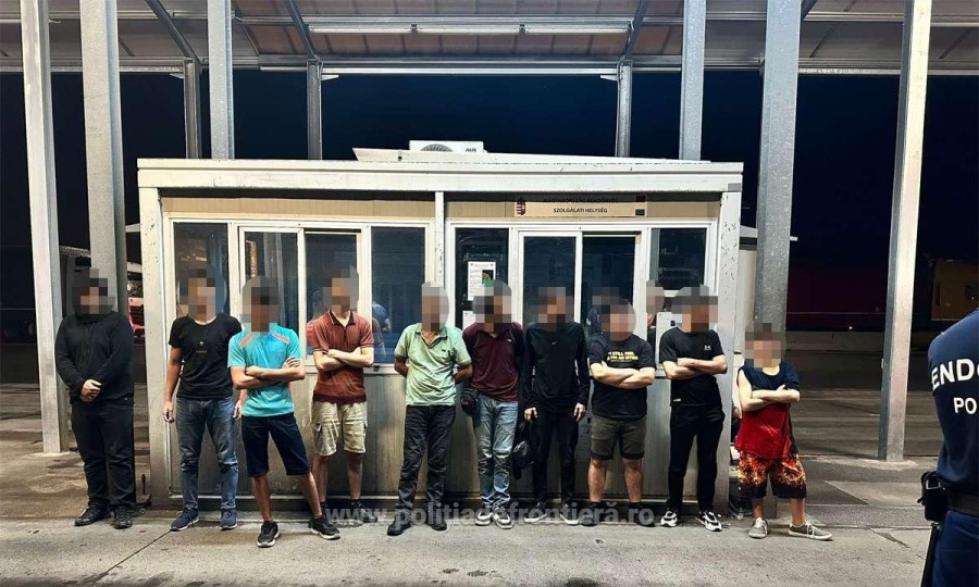 Nădlac II: zece migranți au fost descoperiți printre articole textile