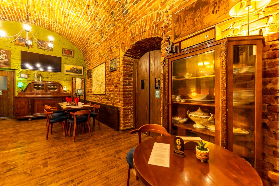 Business Social Club in Arad