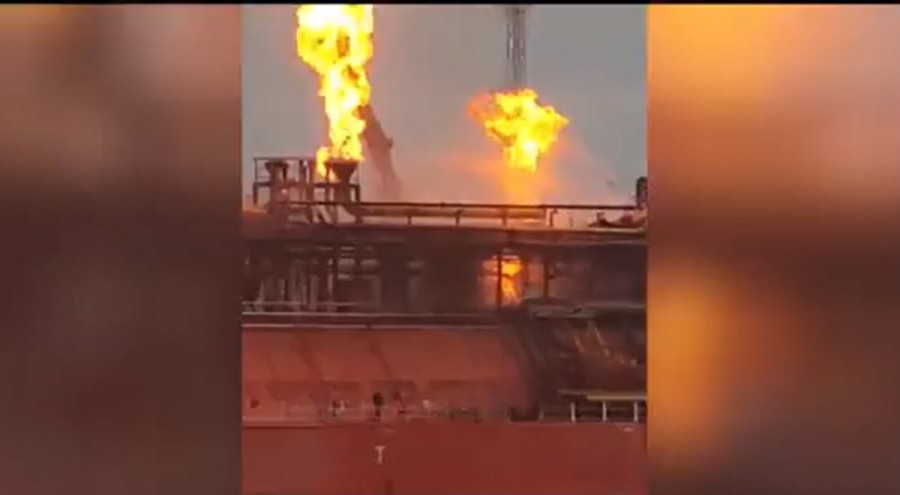 O navă cu GPL - lovită de o dronă rusească la Ismail. Plauru, prima localitate românească evacuată din cauza atacurilor Rusiei