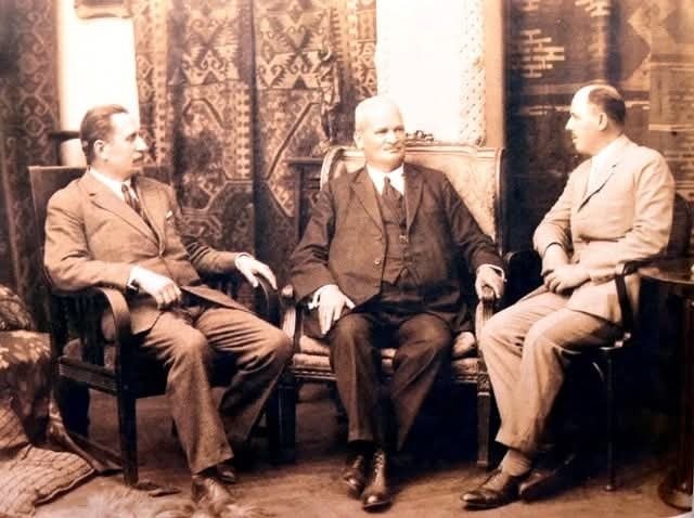 1 Decembrie 2025: Slove și sublim în casa lui Ștefan Cicio-Pop (prin doamna Jeanine Birtolon Badohu) - FOTO