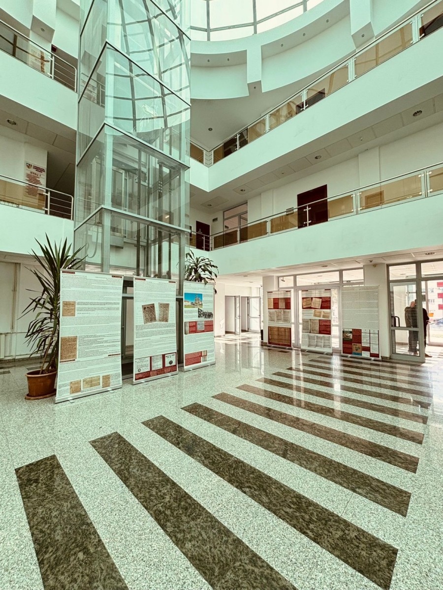 Expozițiile dedicate epidemiilor și pandemiilor, vernisate la Consiliul Județean Arad (FOTO)