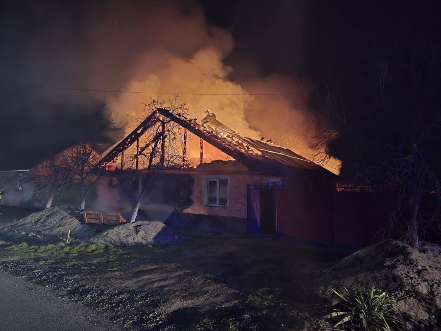 Incendiu izbucnit la o casă din localitatea Șeitin