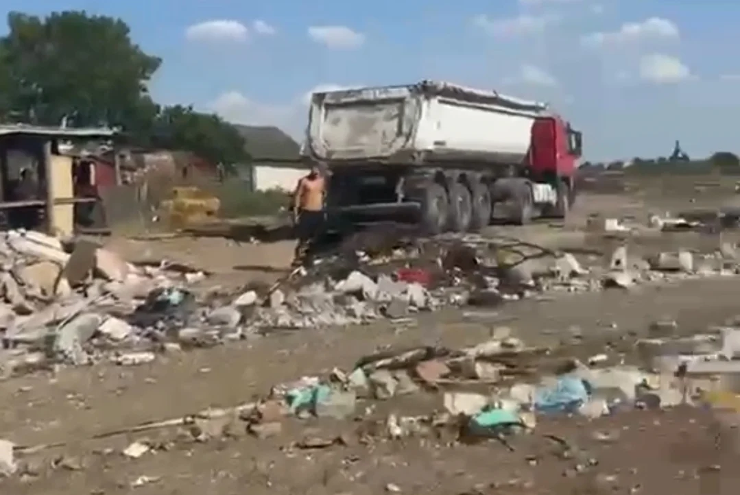 Un șofer amendat cu 45.000 lei pentru deșeuri la Șimand