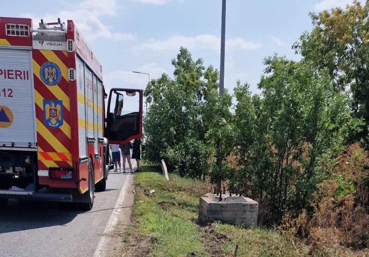 Accident mortal cu victimă de 33 ani lângă Sântana
