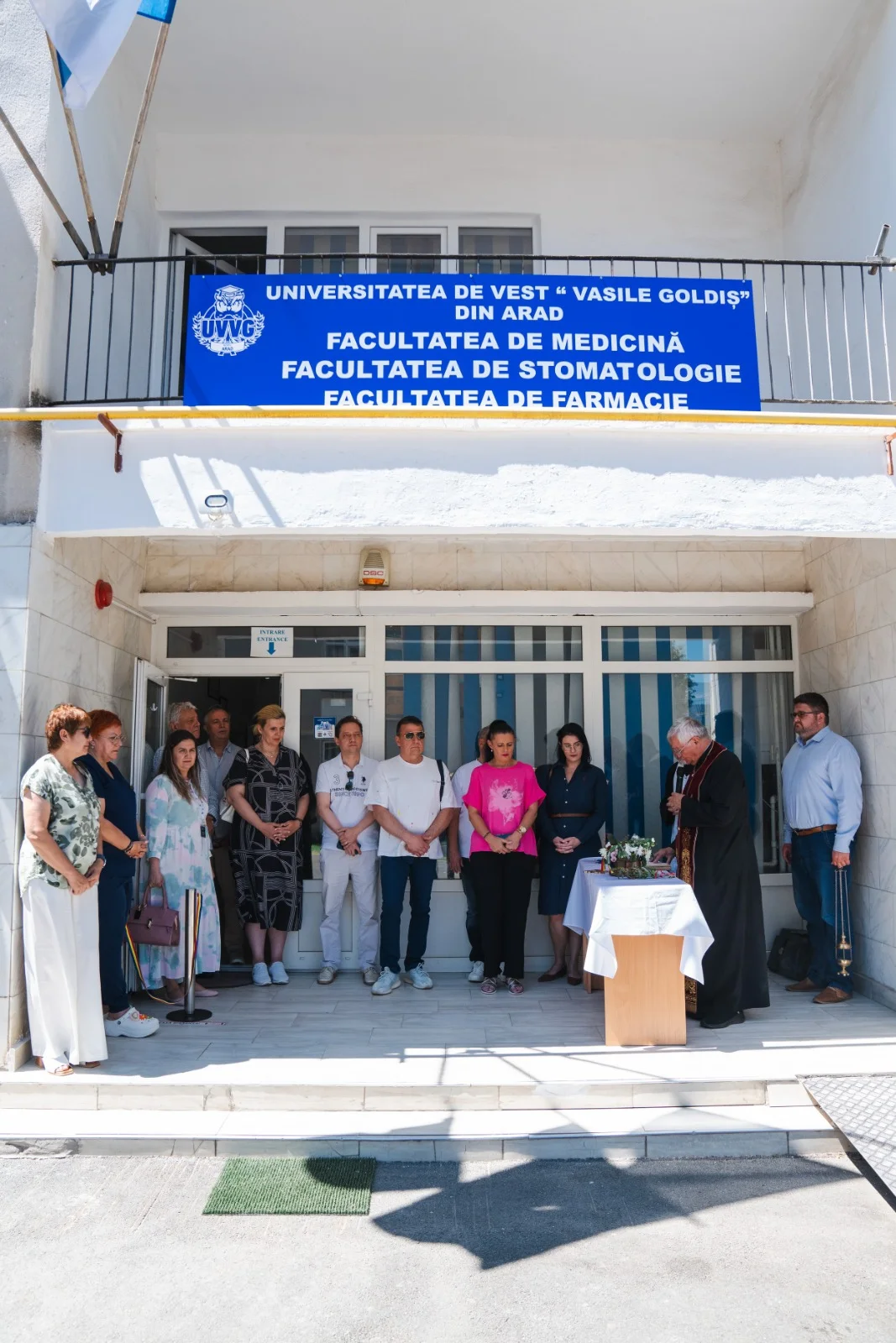 UVVG Arad a inaugurat un centru cu 75 de simulatoare dentare